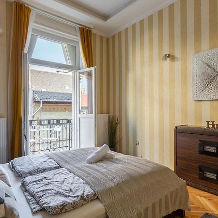 Luxury Downtown Home By Anna Budapest Eksteriør bilde
