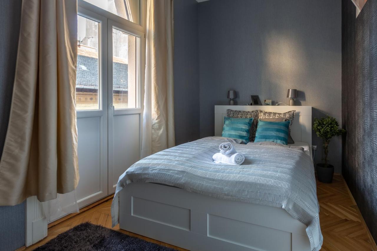 Luxury Downtown Home By Anna Budapest Eksteriør bilde